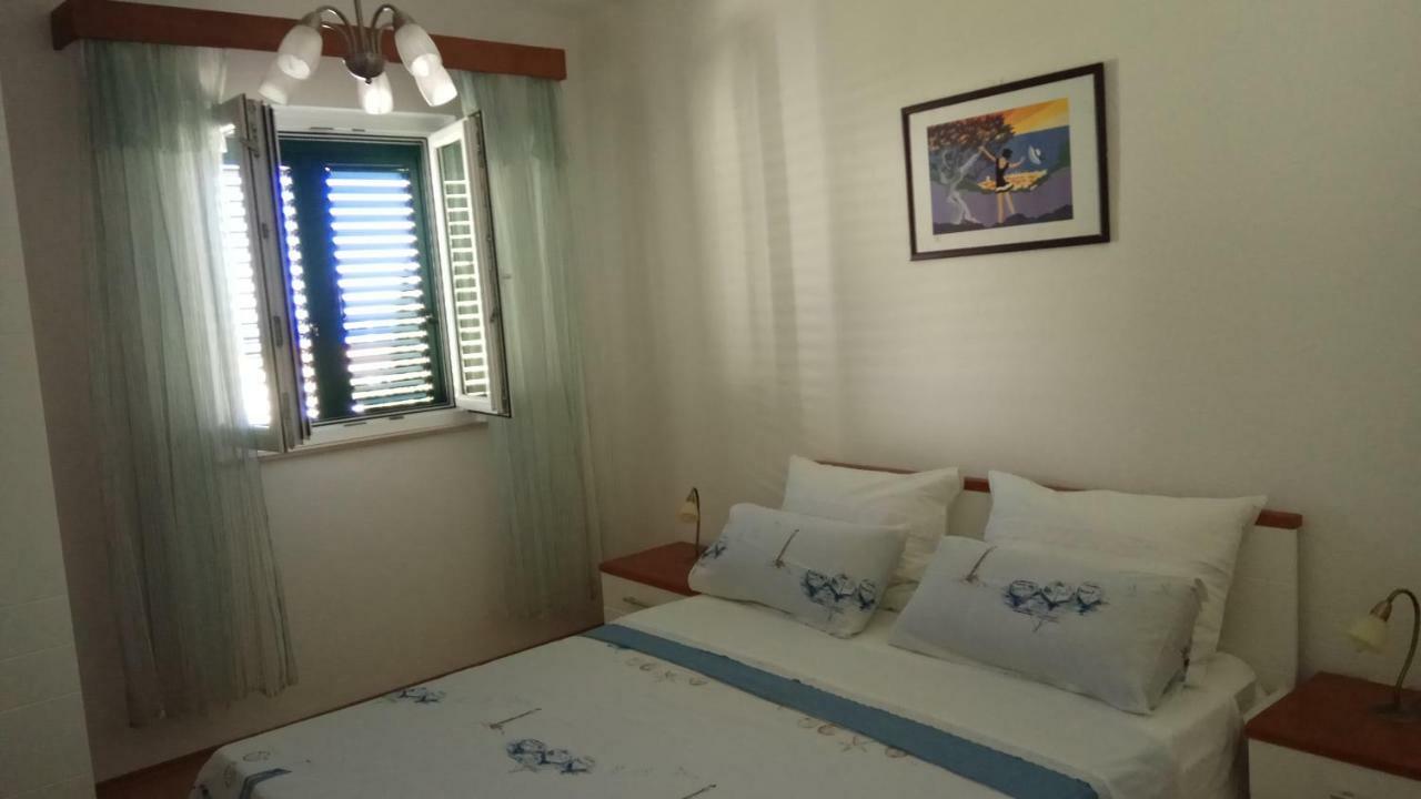 Apartments Marcic Bol Zewnętrze zdjęcie